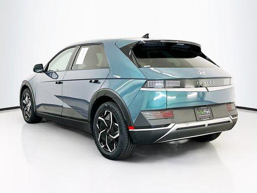2024 Hyundai IONIQ 5 SE