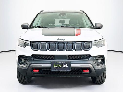 Bright White Clearcoat 2022 Jeep Compass Trailhawk