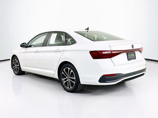 Pure White 2025 Volkswagen Jetta 1.5T Sport
