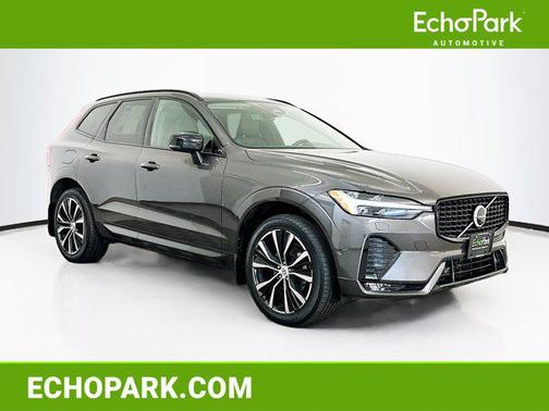 2023 Volvo XC60 B5 Plus Dark Theme