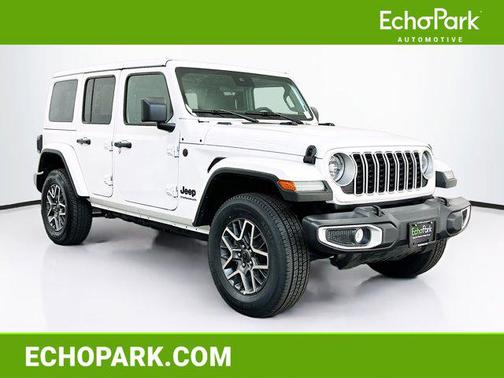 Bright White Clearcoat 2025 Jeep Wrangler 4-Door Sahara 4x4