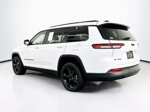 2022 Jeep Grand Cherokee L Altitude