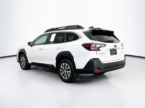 Crystal White Pearl 2025 Subaru Outback Premium