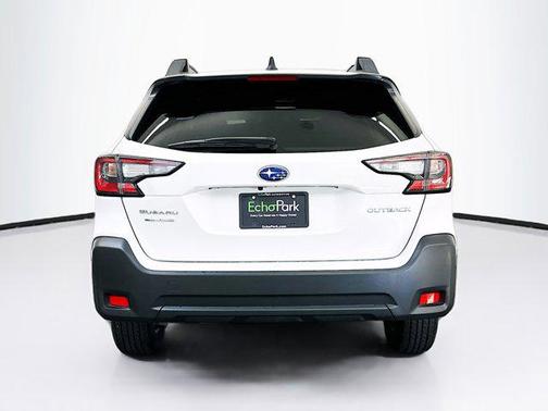 Crystal White Pearl 2025 Subaru Outback Premium