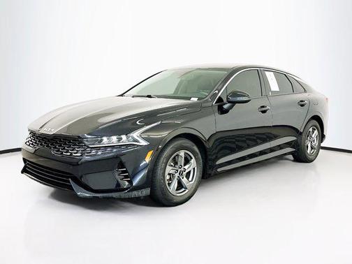 2023 Kia K5 LXS