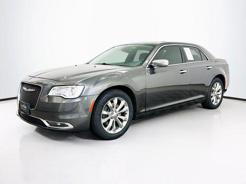 Granite Crystal Metallic Clearcoat 2018 Chrysler 300 Limited