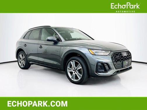 Arkona White 2025 Audi Q5 45 S line Premium