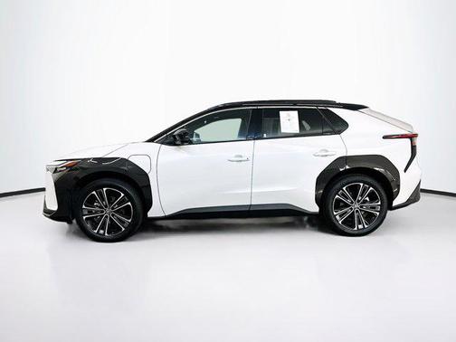 Wind Chill Pearl w/Black Roof 2024 Toyota bZ4X Limited