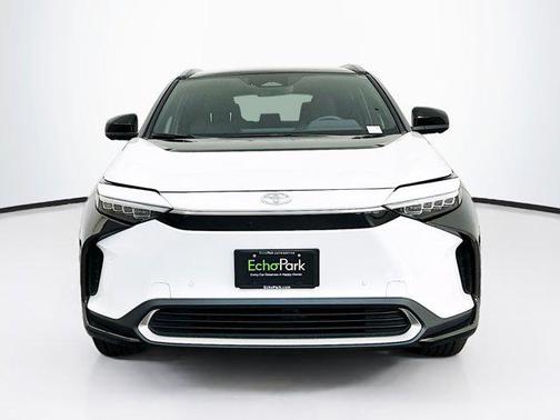 Wind Chill Pearl w/Black Roof 2024 Toyota bZ4X Limited