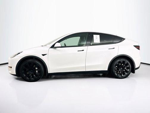 2022 Tesla Model Y Long Range Dual Motor All-Wheel Drive