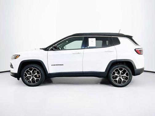 Bright White Clearcoat 2025 Jeep Compass Limited