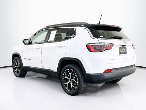 Bright White Clearcoat 2025 Jeep Compass Limited