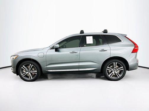 2021 Volvo XC60 Recharge Plug-In Hybrid T8 Inscription Expression