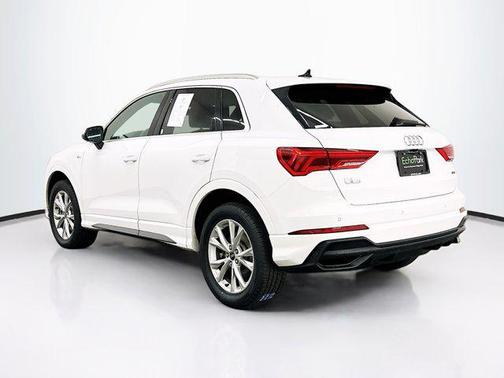 2023 Audi Q3 Premium 45 TFSI S line quattro Tiptronic