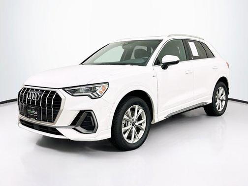 2023 Audi Q3 Premium 45 TFSI S line quattro Tiptronic