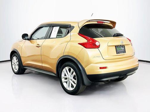 Atomic Gold 2013 Nissan Juke SV