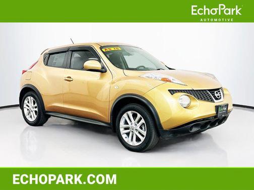 Atomic Gold 2013 Nissan Juke SV
