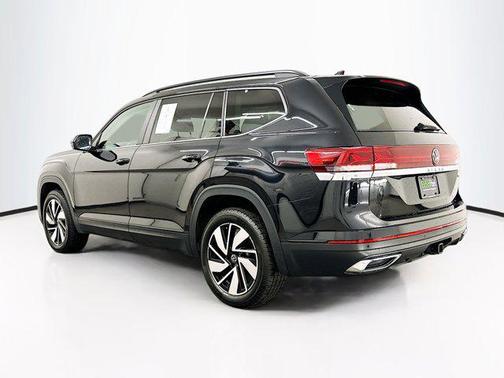 2024 Volkswagen Atlas 2.0T SE w/Technology 4MOTION