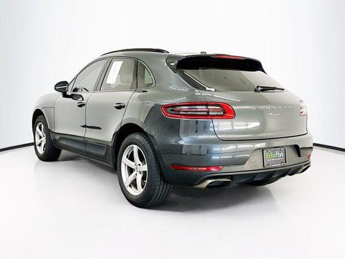 2017 Porsche Macan AWD