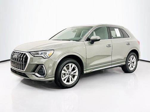 2024 Audi Q3 Premium 45 TFSI S line quattro Tiptronic