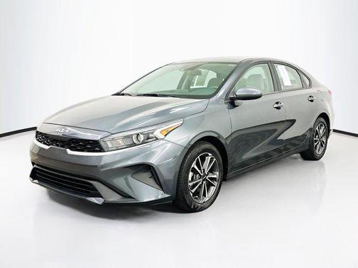 2022 Kia Forte LXS