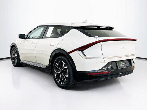 2022 Kia EV6 Wind