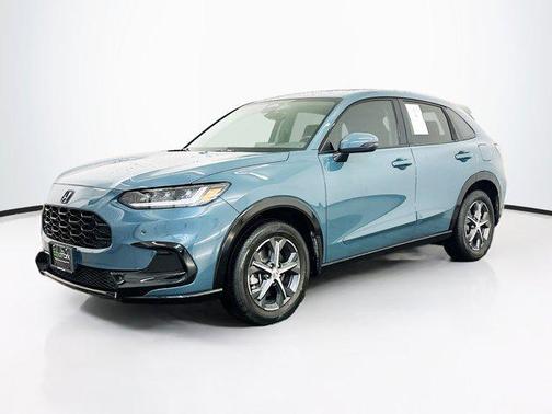 Modern Steel Metallic 2024 Honda HR-V EX-L