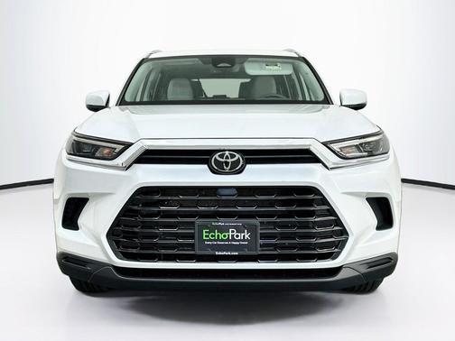 Wind Chill Pearl 2026 Toyota Grand Highlander XLE