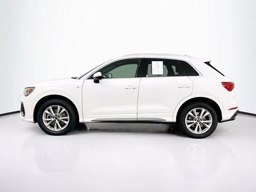 2023 Audi Q3 Premium 45 TFSI S line quattro Tiptronic
