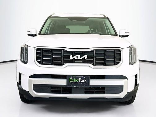 Glacial White Pearl 2025 Kia Telluride S