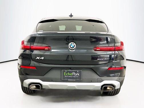 2024 BMW X4 xDrive30i