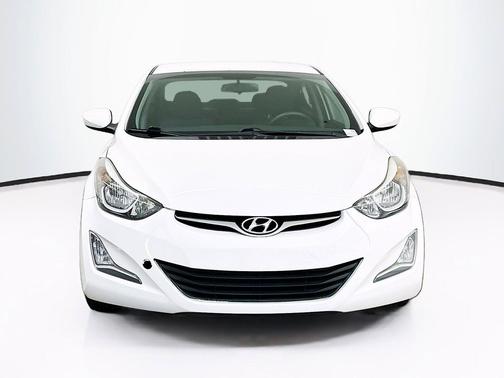 Pearl White 2014 Hyundai ELANTRA SE