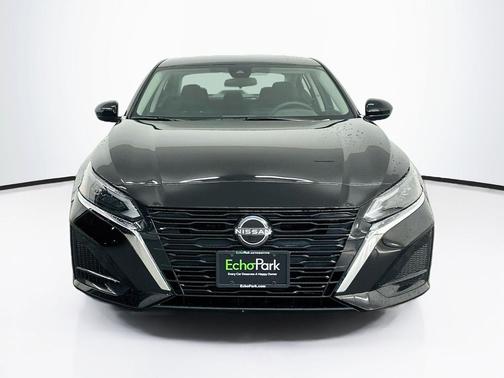 Super Black 2023 Nissan Altima S FWD