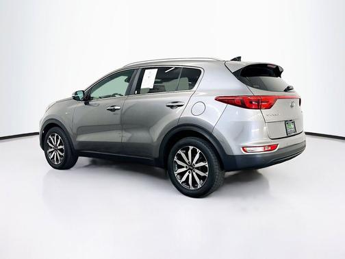 Mineral Silver 2017 Kia Sportage EX