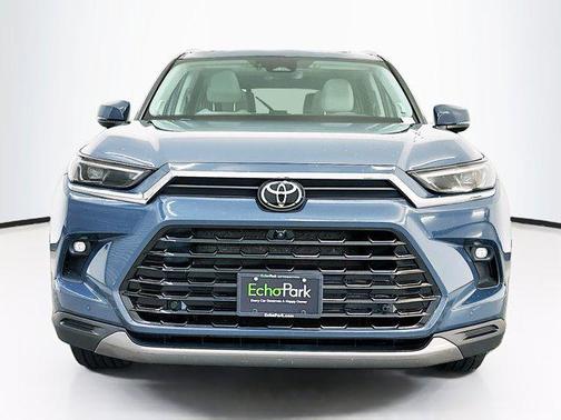 Storm Cloud 2024 Toyota Grand Highlander Limited