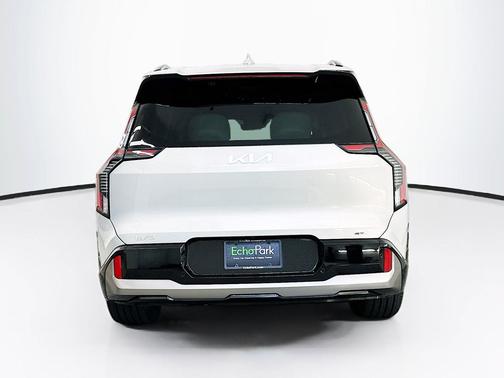 Ivory Silver 2024 Kia EV9 GT-Line