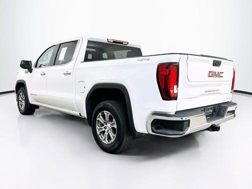 Summit White 2025 GMC Sierra 1500 SLT