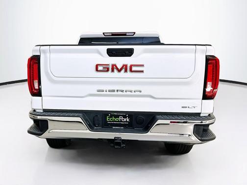 Summit White 2025 GMC Sierra 1500 SLT