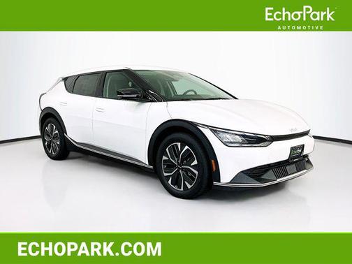 Snow White Pearl 2024 Kia EV6 Light Long Range