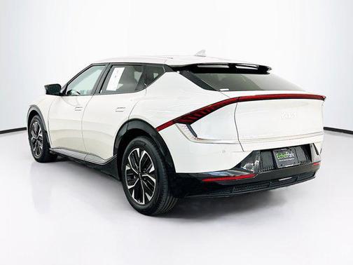 Glacier 2024 Kia EV6 Wind