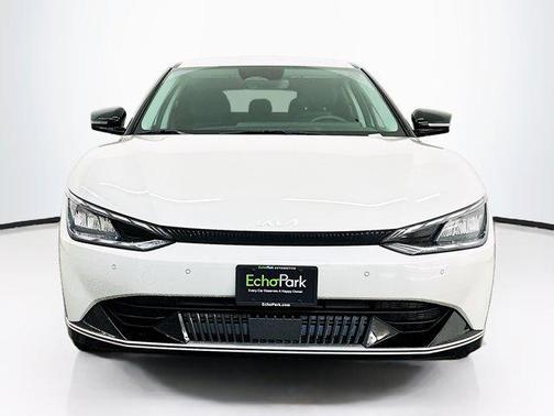 Glacier 2024 Kia EV6 Wind