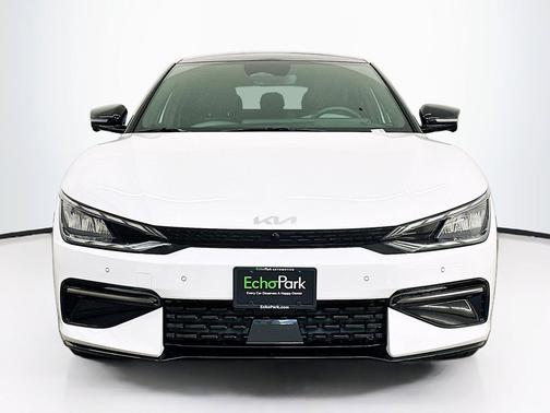 Snow White Pearl 2024 Kia EV6 GT-Line