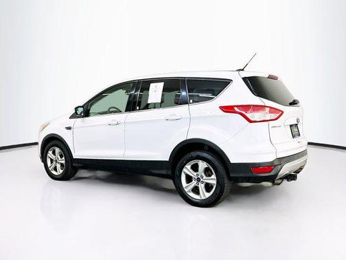 Oxford White 2014 Ford Escape SE