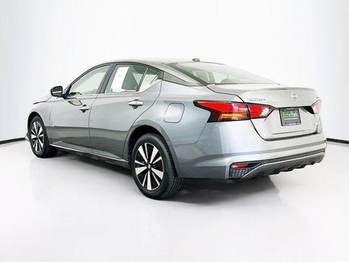 Gun Metallic 2022 Nissan Altima 2.5 SV