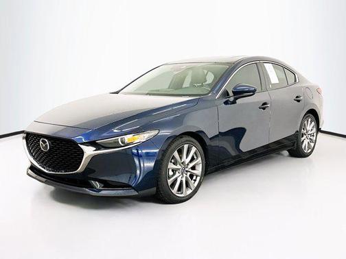 2023 Mazda Mazda3 FWD w/Preferred Package
