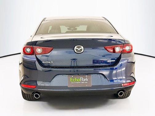 2023 Mazda Mazda3 FWD w/Preferred Package