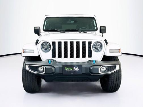 Bright White Clearcoat 2023 Jeep Wrangler 4xe Sahara