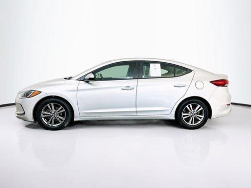Symphony Silver 2017 Hyundai ELANTRA SE