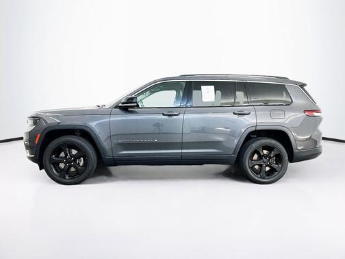 Baltic Gray Metallic Clearcoat 2023 Jeep Grand Cherokee L Limited