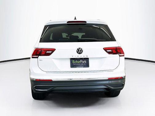 Opal White Pearl 2023 Volkswagen Tiguan 2.0T SE